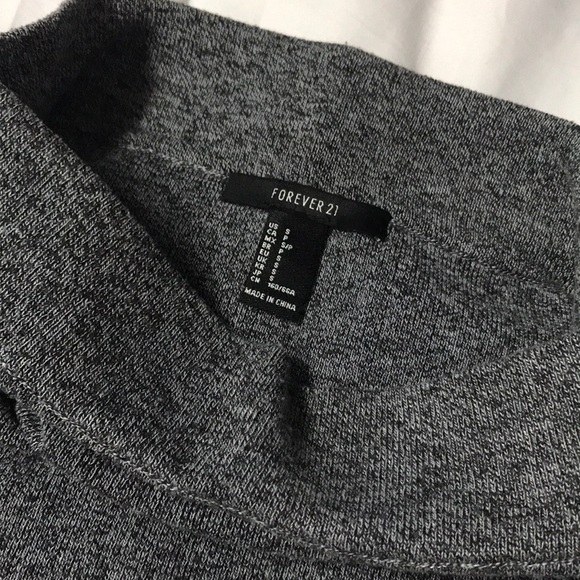 3/$30 🌺 High Waisted Pencil Skirt - Size S - Picture 2 of 2